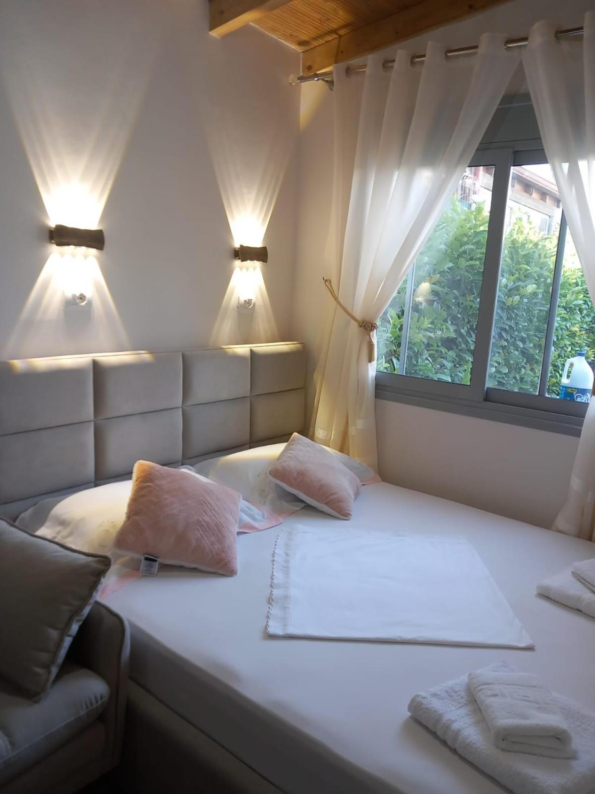 Villa Heljos Apartaments Vlorë Δωμάτιο φωτογραφία