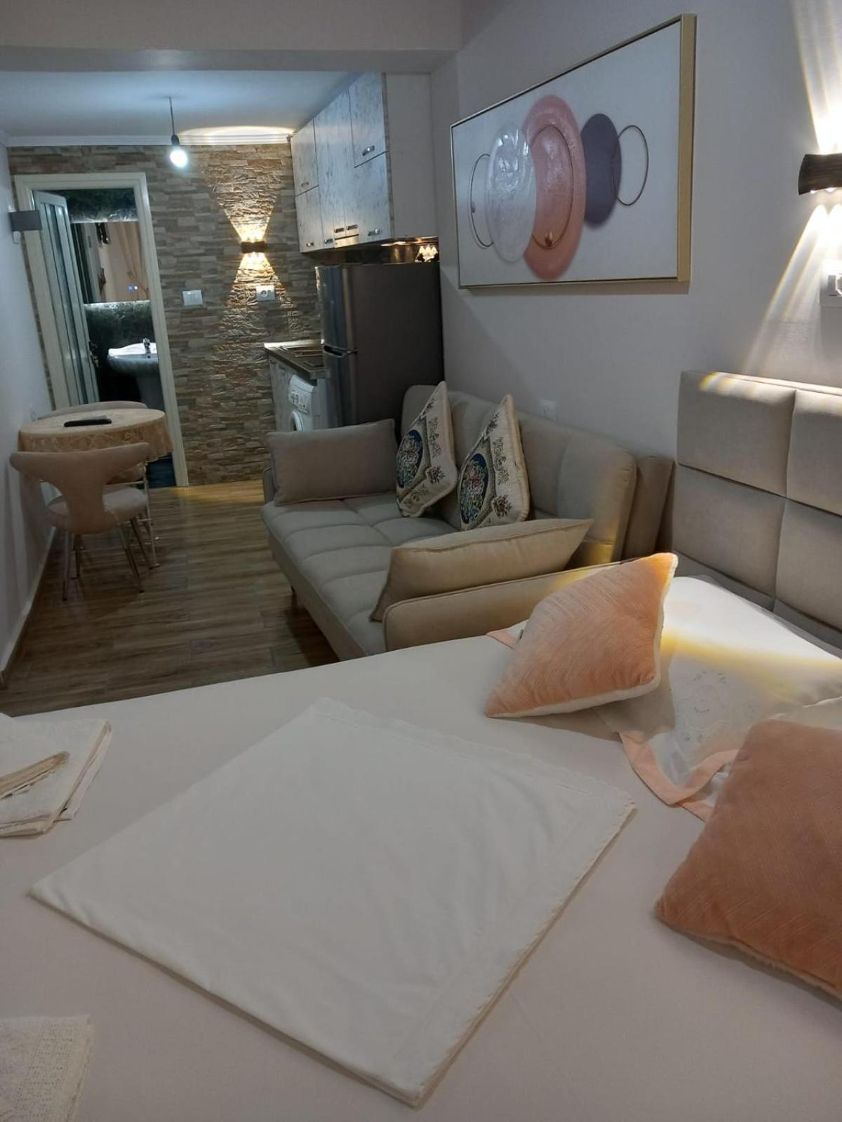 Villa Heljos Apartaments Vlorë Εξωτερικό φωτογραφία