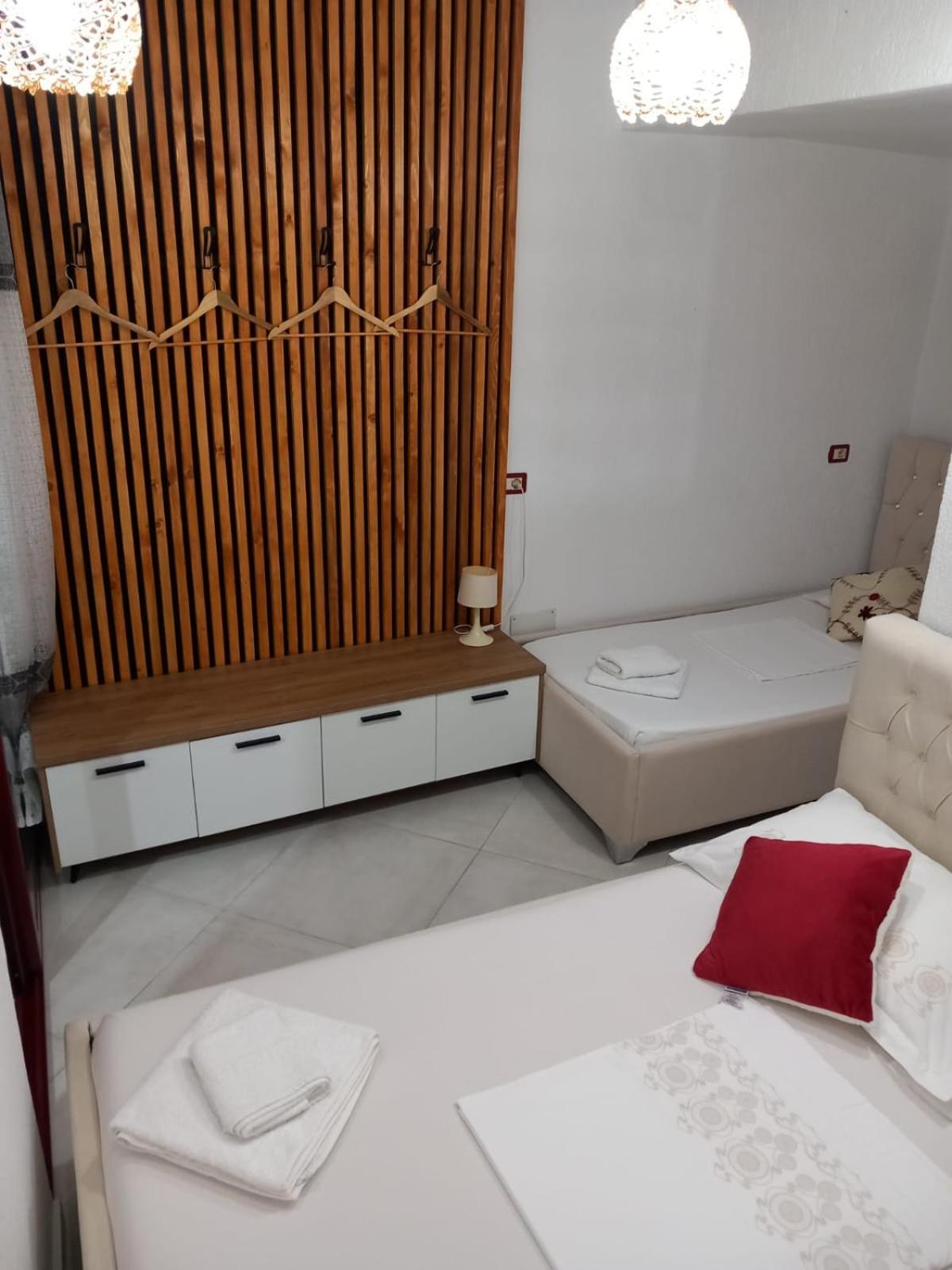 Villa Heljos Apartaments Vlorë Εξωτερικό φωτογραφία
